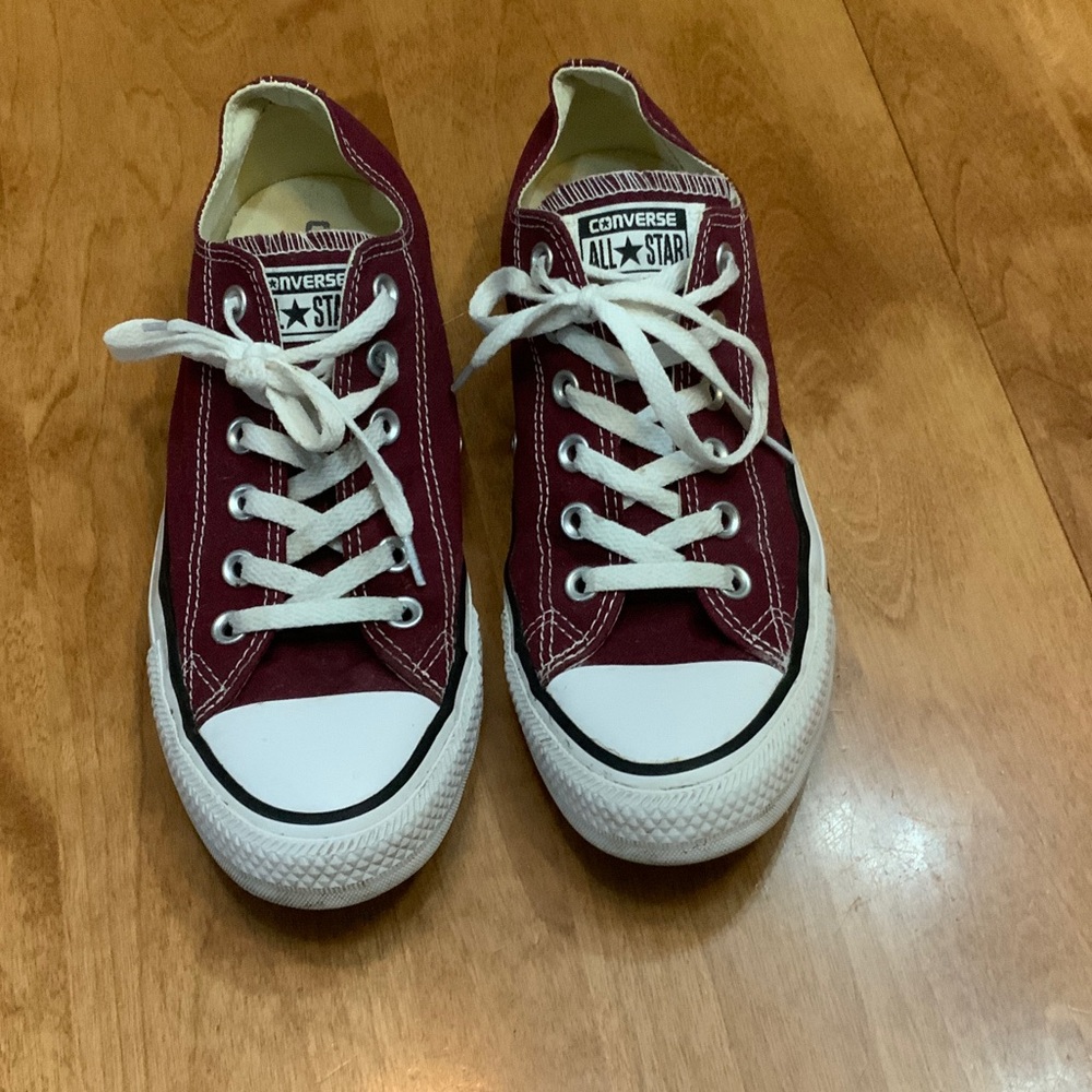 Converse All Star Maroon  low Canvas Sneakers